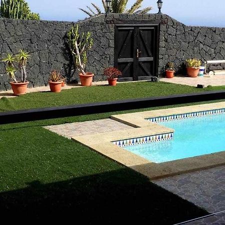 Apartamento Los Llanitos En La Asomada Tías Екстериор снимка